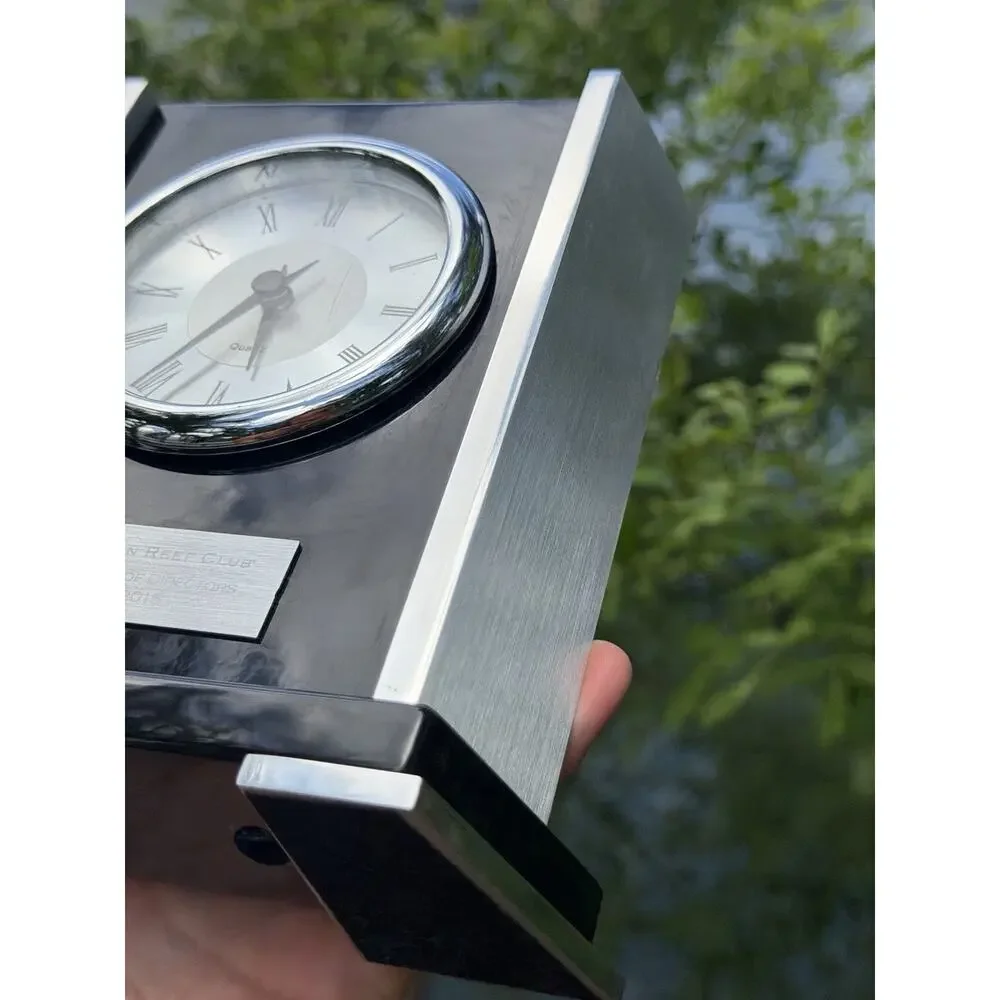 OCEAN REEF CLUB BOARD MEMBER DESK CLOCK 2005